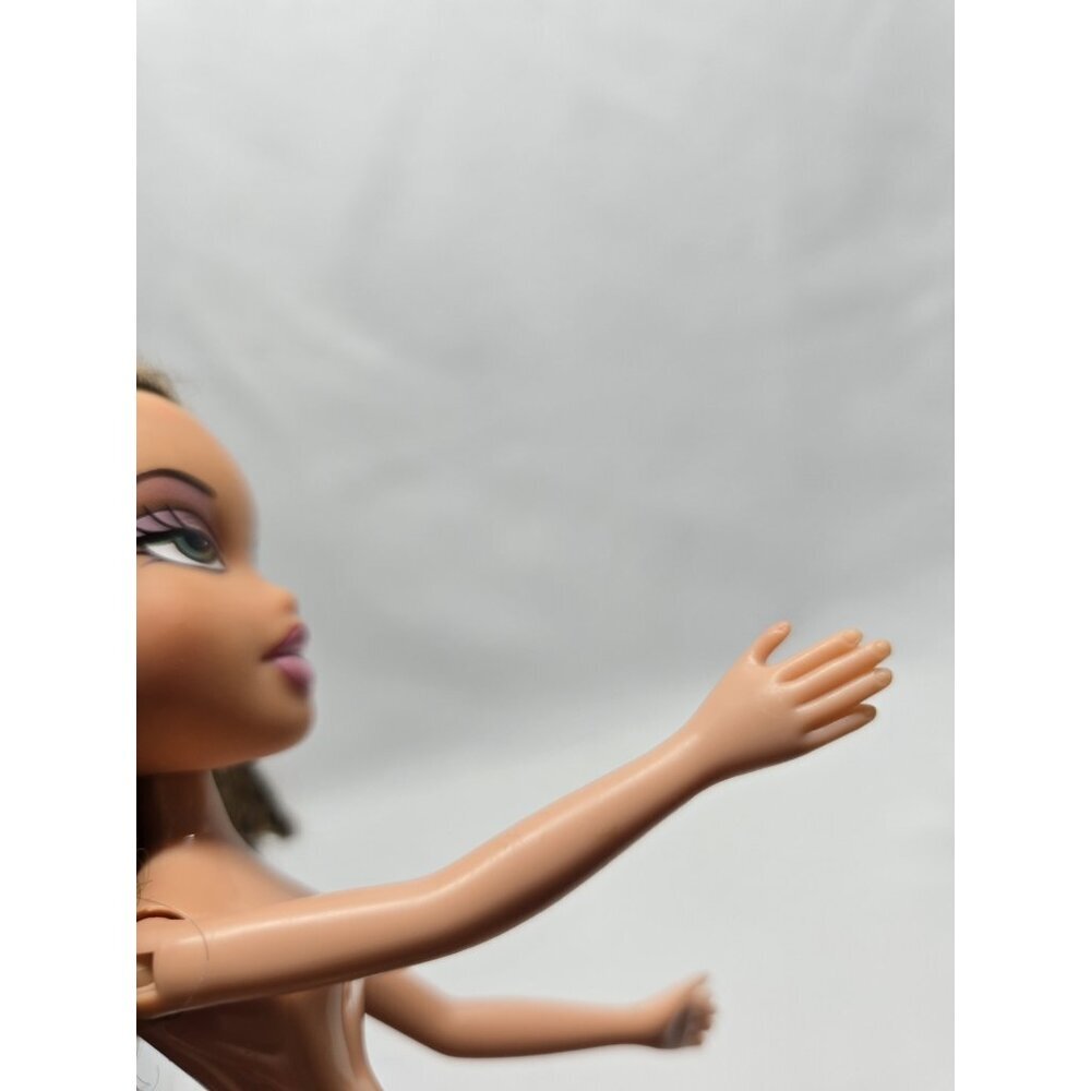 Bratz MGA Style It Yasmin Doll- NUDE- TLC - Picture 10 of 13
